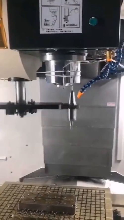 瞬间驰援 机床厂修理师傅与通讯设备生死时速